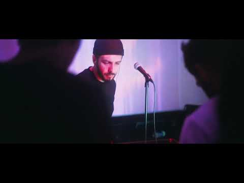 Mark Tarmonea - Live