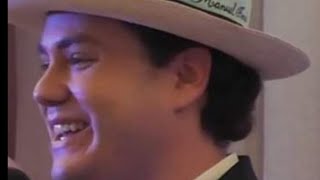 Disimula,     José José