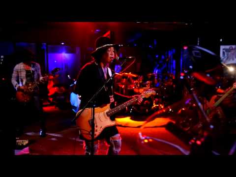 Music EveryWhere Feat J Rocks   Love Addict Vamp Cover)