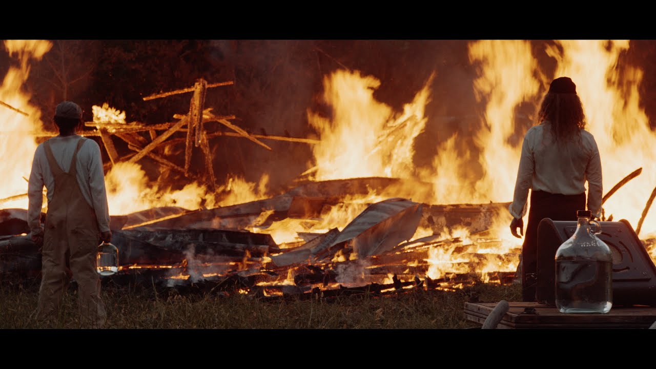 Yelawolf — Barn Fire