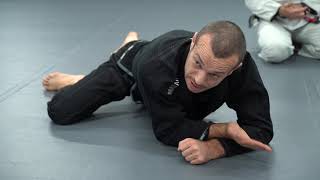 Head and arm choke from mount (arm triangle) - Lachlan Giles
