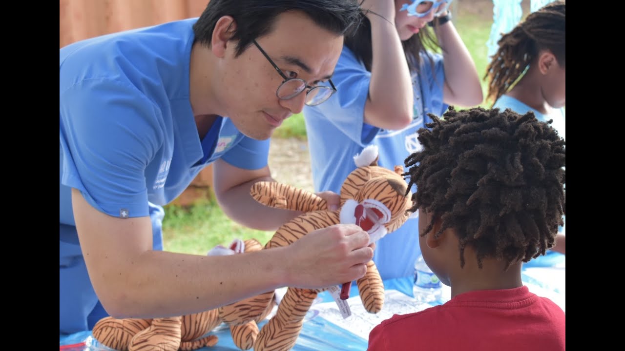 2024 BCBSNC Foundation Schweitzer Fellows Angela Chen and Nashmil Islam 2024 BCBSNC Foundation Schweitzer Fellows Angela Chen and Nashmil Islam