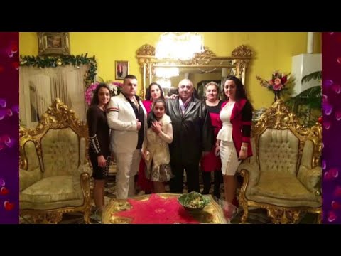 Lejla-Egy szó elég / Nanás és hugai küldik édesanyjuknak szülinapjára!