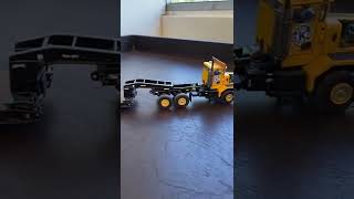 Download lagu TRUCK TRAILER MENGANGKUT EXCAVATOR KOBELCO!! Mainan anak-anak keren dan murah!! mp3 Download lagu TRUCK TRAILER MENGANGKUT EXCAVATOR KOBELCO!! Mainan anak-anak keren dan murah!! mp3