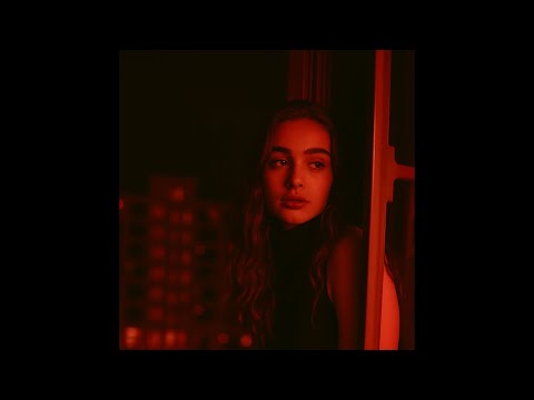 (FREE) 6lack Type Beat | The Weeknd Type Beat  - "Scarlett"