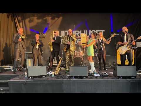 Skandalites - What a Gwan (Live at Kulturhuset, Stockholm)