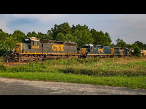 Notch 8!!! - CSX EMD SD40-2 #8395 & SLUG SET leads CSX V984-10 North by Dunn, NC