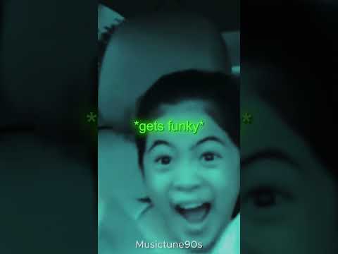 One dance girl singing in car🔥