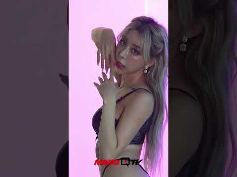 [ShortsQ] 호텔 에서 촬영한  마가린 비하인드 필름 #model #fitness - by 스포츠중계 …