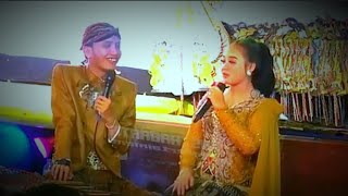 Download lagu MOMEN BIKIN KANGEN... KEMESRAAN KI AKBAR DAN NIKEN DALAM SATU PANGGUNG BIKIN KANGEN KEMBALI DECH mp3 Download lagu MOMEN BIKIN KANGEN... KEMESRAAN KI AKBAR DAN NIKEN DALAM SATU PANGGUNG BIKIN KANGEN KEMBALI DECH mp3