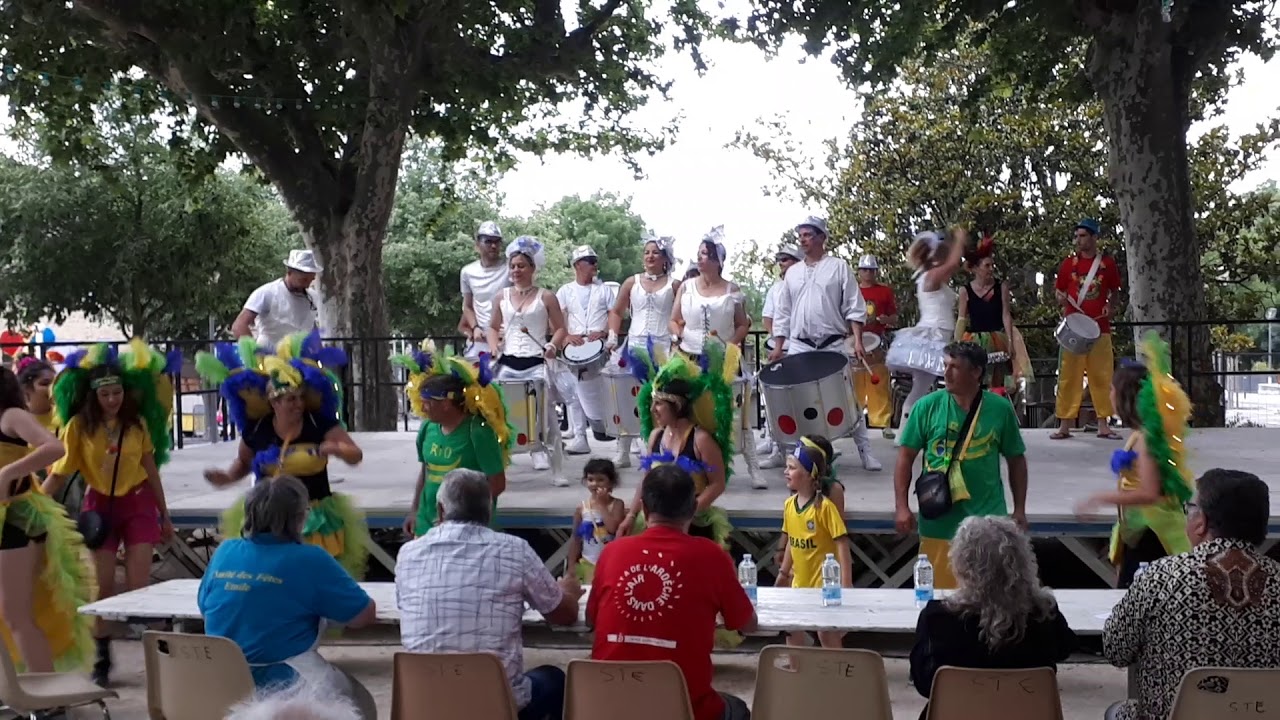 Lez'Arts Collectif | Batuc'à Gogo - Corso d’Étoile (26) 2018