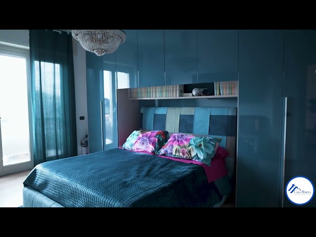 Elegante trilocale con terrazzo panoramico