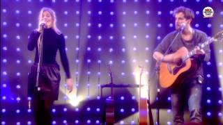 Rode Neuzen Dag: Emma Bale - Fortune Cookie (live bij Q)