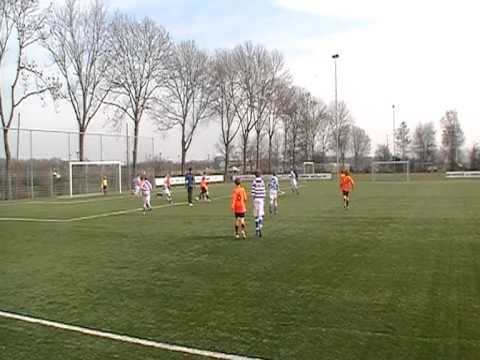12 maart 2011 Spakenburg D1 - VV De Meern D1 3-1 goal Luuk