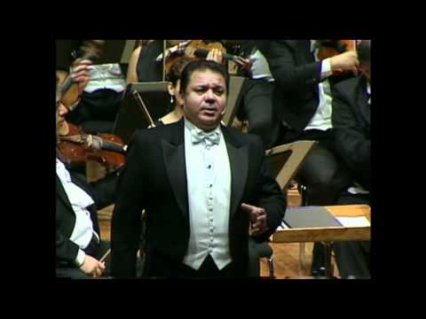 Mia(Esperón/Bermejo) canta: Mauro Calderón con La Orq. Sinfónica de Minería, dirige: Mtro José Areán