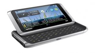 Nokia E7