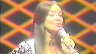Crystal Gayle - I&#39;ll get over you