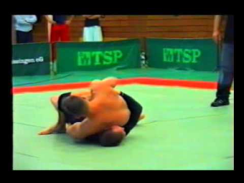 Andyconda fights for his European Title UGC open Class 2002