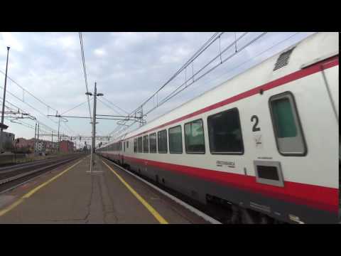 FRECCIABIANCA IN TRANSITO VELOCE A CASALPUSTERLENGO. (LO) 8 - 10 - 2016