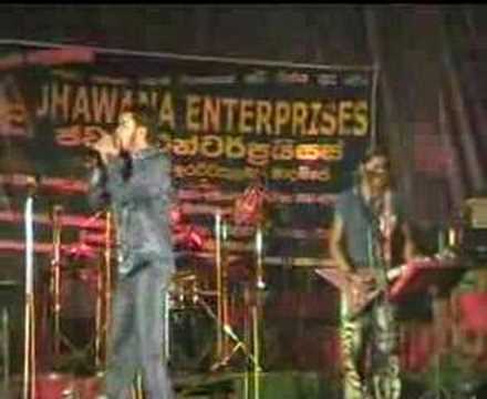 Me jeewanaye - Surendra Perera With Flash Back