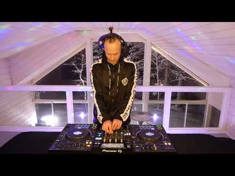 DOUBLDELTA WINTER COTTAGE BASSHOUSE LIVE DJ SET [Stupid Goldfish, Qlank, JOYRYDE/Skrillex]