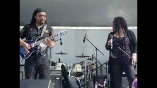 Evelyn Champagne King.wmv