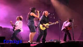 Los Secretos &amp; Amaral - Buena Chica - Los Nº 1 de 40 principales en Concierto.