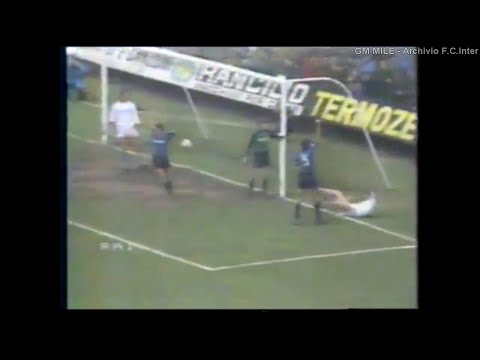 1983-84 (24^ - 25-03-1984) INTER-Genoa 1-1 [Altobelli,Briaschi] Estratto DomenicaGol Rai