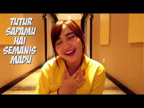 PRIA IDAMAN - Rita Sugiarto (Music Cover by Desy Ningnong)