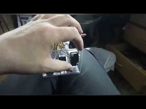 Высоковольтный генератор для электростатического копчения .