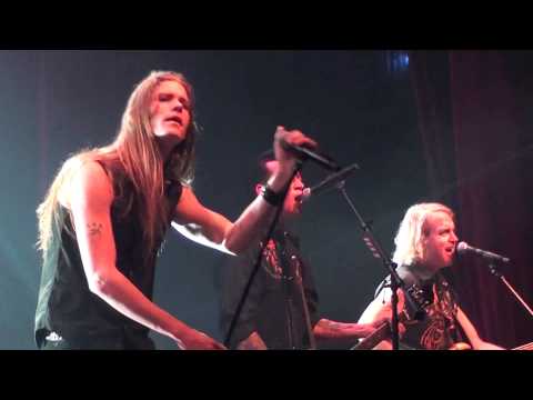 Sin City Sinners - Youth Gone Wild/Rainbow in the Dark