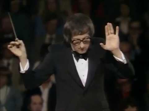 André Previn conducts Prokofiev’s “Lieutenant Kijé” Suite