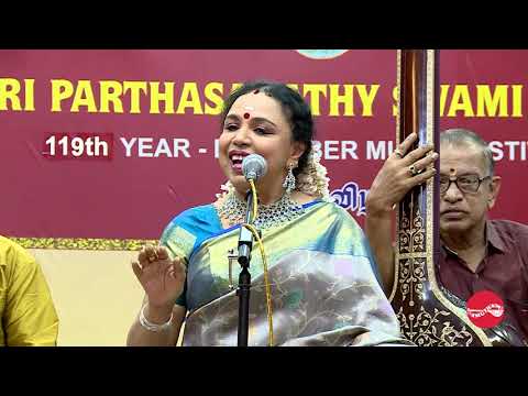 Karunimpa (Varnam) || Live Concert - Sri Parthsarathyswami Sabha 2019 || Sudha Ragunathan