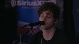 5 Seconds Of Summer - Girls Talk Boys (LIVE ACOUSTIC)