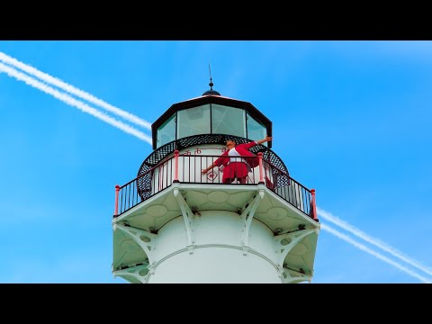 AG - Helesinises taevas on triibud