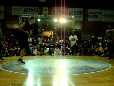 Floor Riders vs Amazon Bboys-Eurobattle Brasil 2011