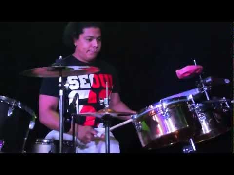 solo de Timbal....