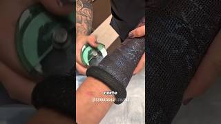 Por Que a Serra de Gesso Não Corta a Pele? 🤔 #curiosidades #fatoscuriosos #shorts