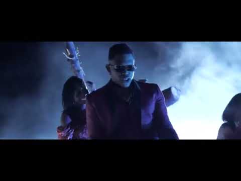 TENOR - MAMI WATA ft INNOS' B - Un retour fracassant pour la star ? ( Eps 15 MUSIKMOOD)