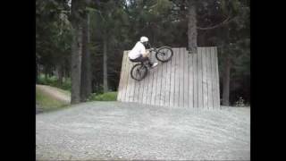 preview picture of video 'EPIC  glentress freeride park'