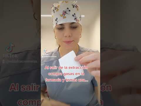 Cómo frenar el sangrado posterior a una extracción dental 🦷🙌 #shorts