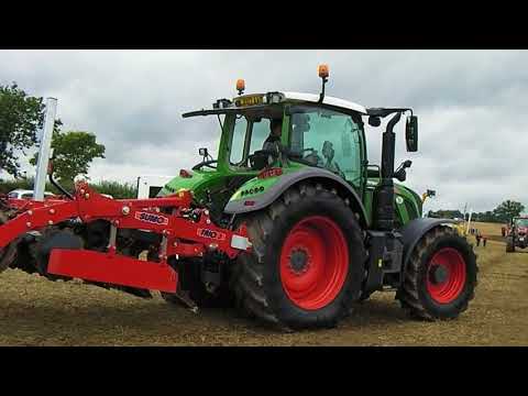 2017 Fendt 724 Vario 6.1 Litre 6-Cyl Diesel Tractor With Sumo Trio 3TOSH0826