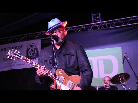 Toronzo Cannon "When Will You Tell Him About Me?" live performance