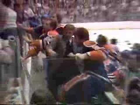 Pittsburgh Penguins - Edmonton Oilers Fight
