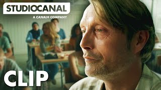 Video trailer för Mads Mikkelsen stars in ANOTHER ROUND - Oscar and BAFTA winning drama from Thomas Vinterberg - Clip