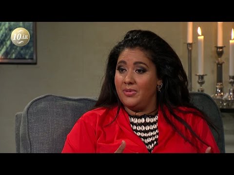 Kristin Amparo ska leta upp sin biologiska pappa - Malou Efter tio (TV4)