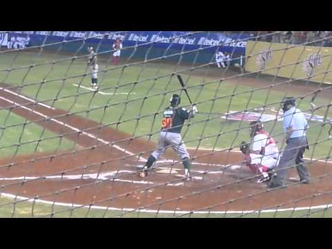Home-run Angel Berroa Leones de Yucatan