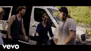 Video Raise A Glass de Mighty Oaks