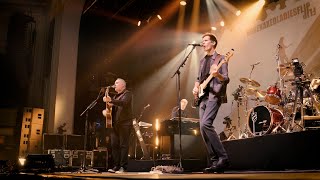 Barenaked Ladies - Flip (Live for Breakfast Television)