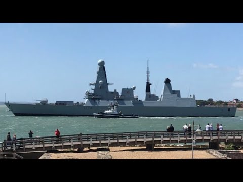 HMS Diamond (D34) | Type 45 | Royal Navy | Leaving Portsmouth U.K.